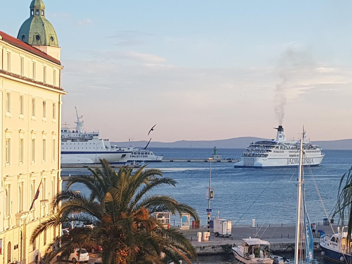 Riva Palace Split Bagian luar foto